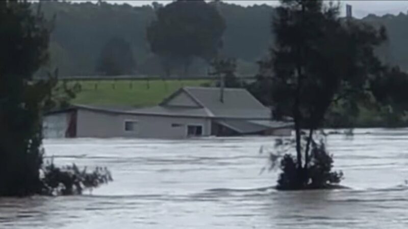  Poplave Biblijskih razmera u Australiji, brana se preliva, Sidnej pod vodom