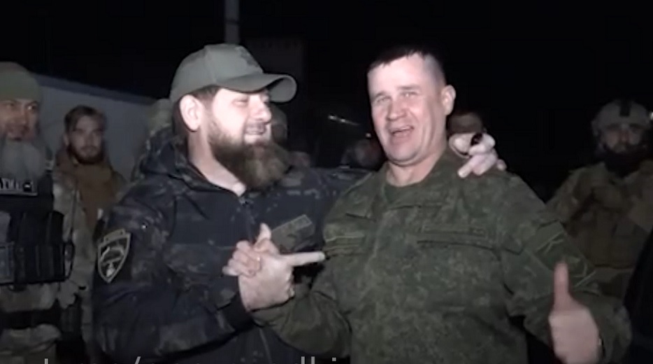  Kadirov stigao u Mariupolj i slikao sa se ruskim generalom kojeg su ukrajinski i zapadni mediji proglasili mrtvim (VIDEO)