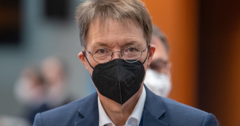  Ministar zdravlja Nemačke strahuje od talasa nevakcinisanih ukrajinskih izbeglica koje dolaze u tu zemlju