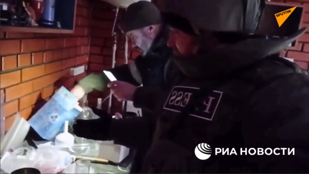  Pronađene laboratorije ukrajinskih nacionalista za proizvodnju narkotika kod Marijupolja