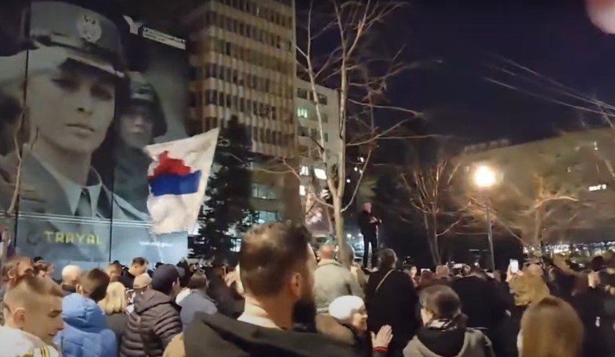  Ispred Generalštaba u toku je protest protiv NATO pakta(VIDEO)