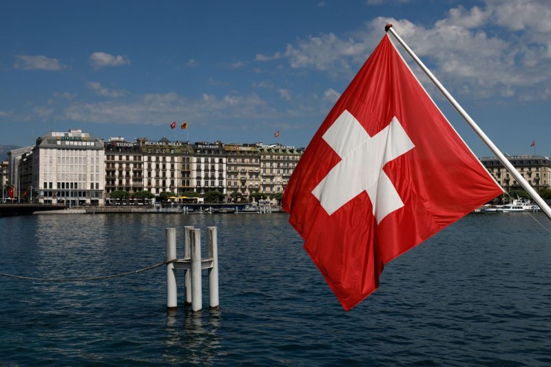  Švajcarska neće uvoditi zabrane za Raša Tudej i Sputnjik