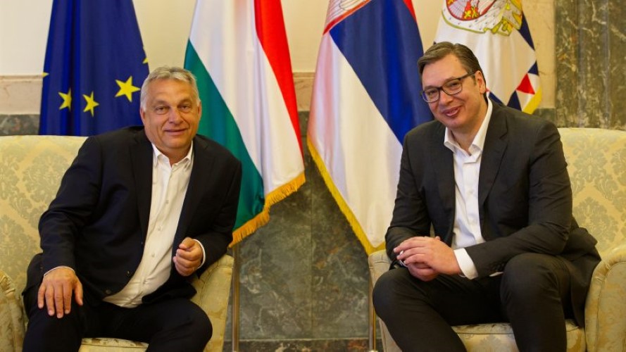  Foreign Policy zagovara da ZAPAD uradi sve da okrene Orbana i Vučića od Rusije