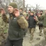 Pogledajte! Predaja Ukrajinskih snaga Rusima: Odbili da poginu za Kijev (VIDEO)