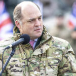 London preti Rusiji sa nuklearnim udarom! Ministar Ben Valas: naše hrabro osoblje mornarice je spremno