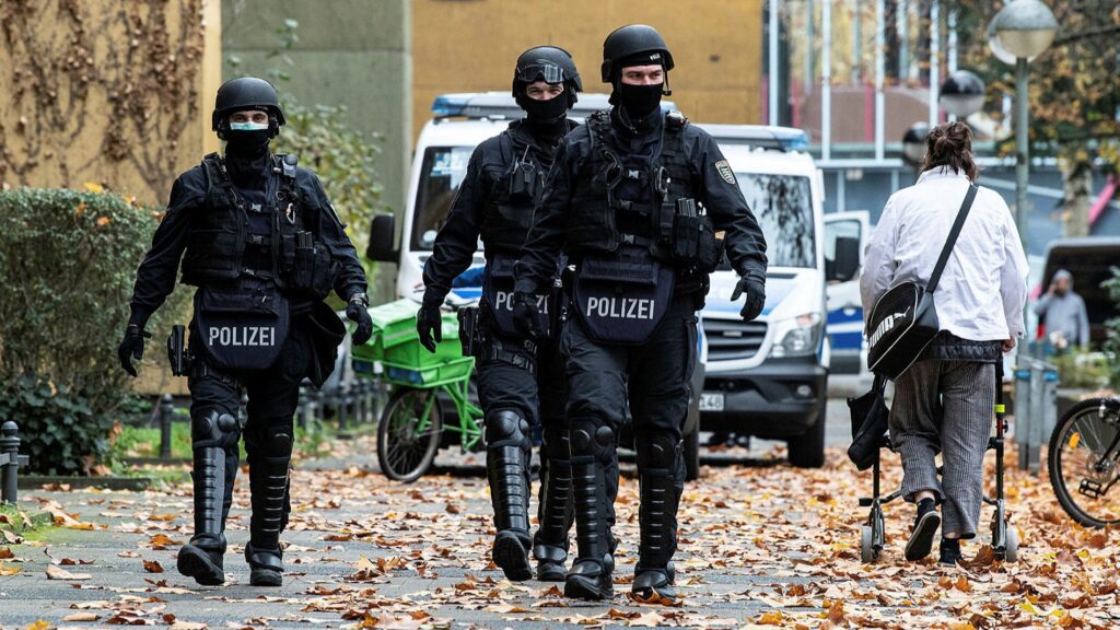 Nemački mediji: Uhapšena grupa koja je planirala da otme ministra zdravlja i isključi struju u celoj zemlji
