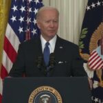 Neka neko pomogne ovom čoveku! Bajden ne zna ko je- Evo šta je sada odvalio (VIDEO)