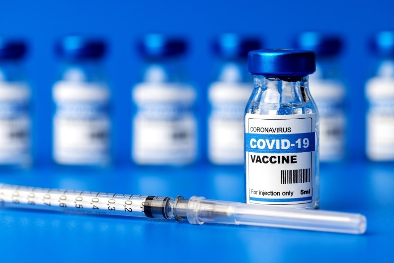  Potpuno vakcinisani imaju tri puta veću verovatnoću da će umreti od COVID-a