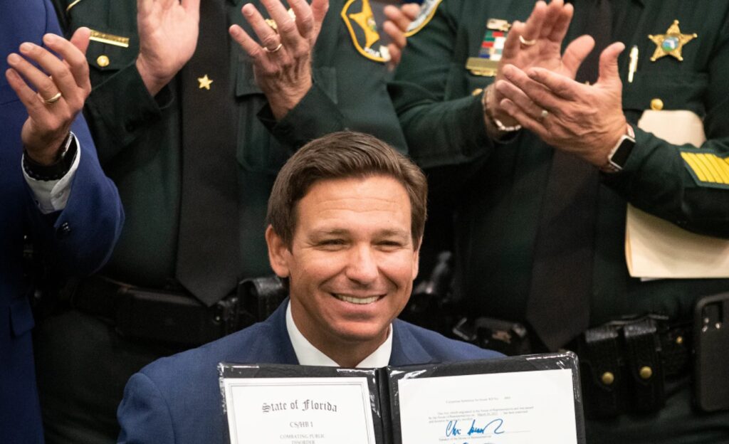 DeSantis zabranio abortus na Floridi! Guverner floride nastavlja da lupa kontre globalistima