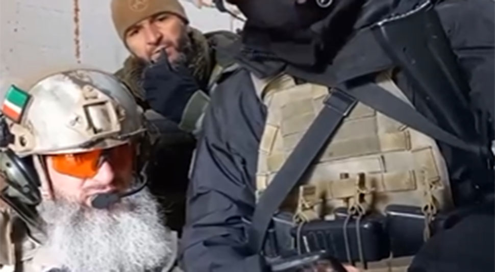  Kadirov objavio snimak napada na poslednje uporište neonacističkog bataljona Azov u Mariupolju (VIDEO)