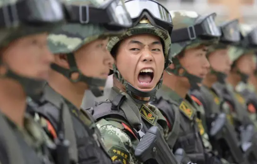  Kina skuplja vojsku oko Tajvana- Poručili Amerikancima: Oni koji se igraju vatrom će izgoreti