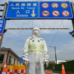 Evo kako izgleda kovid logor u Šangaju! Kinezi spavaju jedni preko drugih- U jednom logoru čak 50.000 kreveta