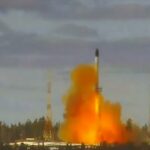 Sa kosmodroma Pleseck uspešno je lansirana interkontinentalna balistička raketa SARMAT(VIDEO)