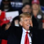 Tramp na večeri Heritidž fondacije: Klimatska histerija je prevara, tako uništavaju privredu