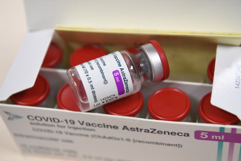  Britanski TELEGRAF: Vakcine AstraZeneke prouzrokovale porast broja slučajeva opasnih NEUROLOŠKIH OBOLJENJA
