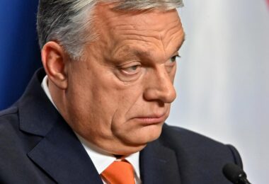 Viktor Orban: Embargo na ruske energente je jednak atomskoj bombi