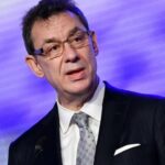 DIREKTOR FAJZERA predviđa: Svet će verovatno patiti od stalnih talasa COVID-a 19 jer ljudi NE POŠTUJU MERE