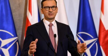Poljski premijer: Tretirajte Rusiju kao nacističku Nemačku