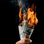 Direktna posledica korona histerije! Gobalni dug ne prestaje sa rastom, trenutni iznos je velika opasnost