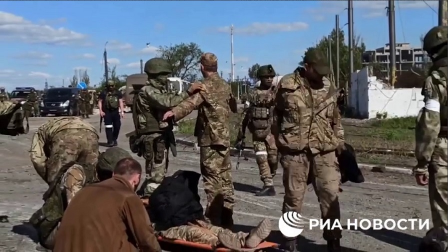  Ukrajinci priznali poraz: Više od 265 militanata iz Azovstalja se predalo(VIDEO)