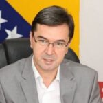 OTKRIVENO šta sadrži takozvani SAHARSKI PESAK koji je izazvao "prljavu kišu"! Dokaze izneo advokat Mirnes Ajanović(VIDEO)