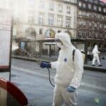 Vakcinisana Francuska beleži skok u broju obolelih od COVID-a za 54%