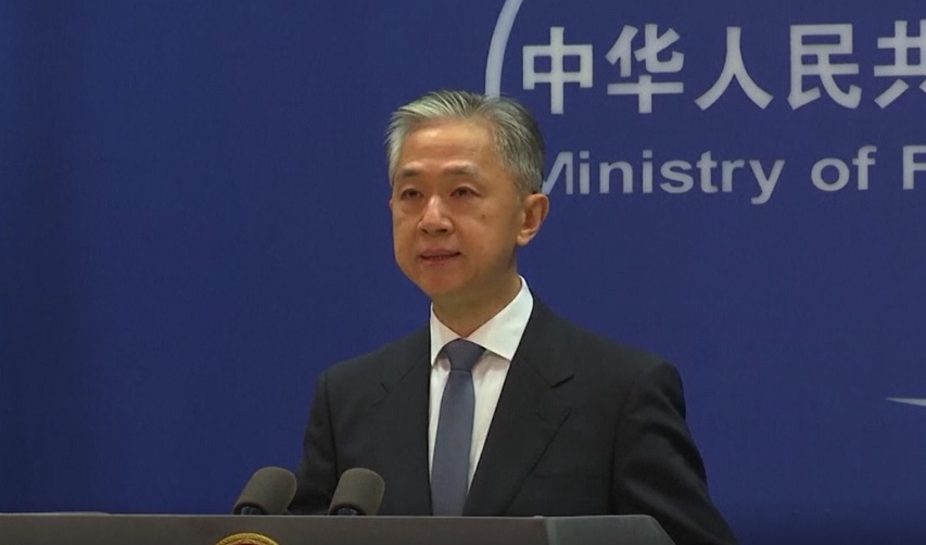  Kineski ministar spoljnih poslova: Asanžov tretman razotkriva zapadnjačku slobodu štampe i njihovo LICEMERJE