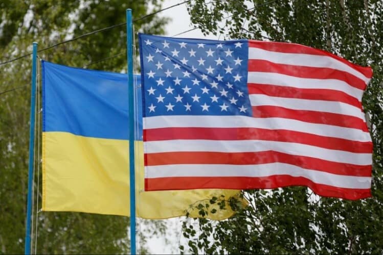  Sjedinjene Države pomažu Ukrajini da ide lažnim putem izmišljenih pobeda, što vodi zemlju u potpuni kolaps