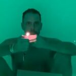 NOVI DOKAZI LUDILA HANTERA BAJDENA! Snimao se dok puši krek i dodiruje genitalije na rehabilitaciji koju je platio Džo Bajden