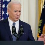 BAJDEN PONOVO "ZABAGOVAO"! Pročitao uputstvo kako da čita sa idiota (VIDEO)