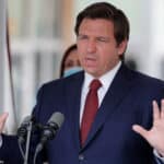 DeSantis: Pre bih umro nego završio na pustom ostrvu sa Bajdenom (VIDEO)