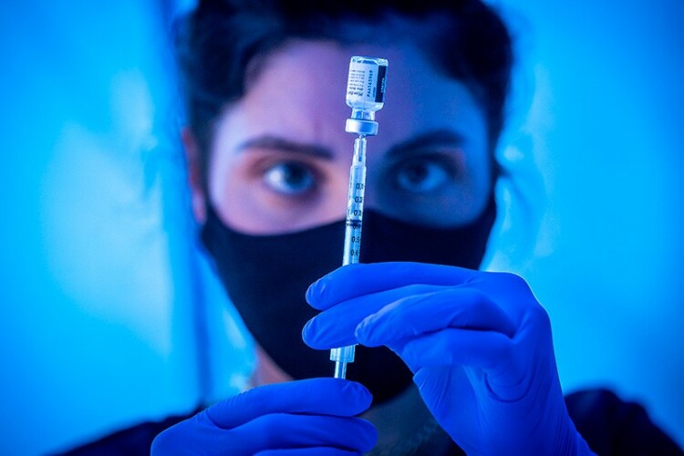  Profesor sa Med. Fakulteta tvrdi da vakcine nisu omanule! U Srbiji niko više ne veruje u “stručnjacima”