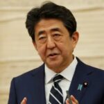 Prvi snimci nakon ATENTATA na bivšeg premijera Japana Šinzoa Abea (VIDEO)