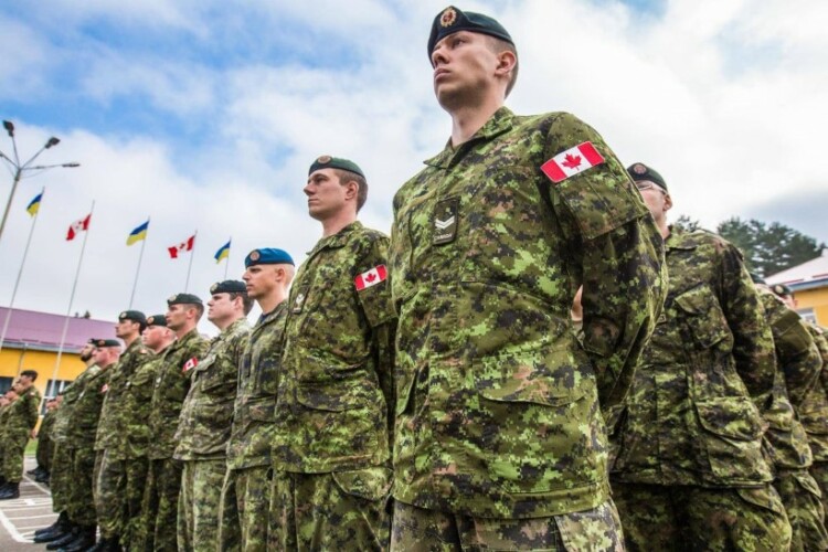  Kanadskoj vojsci biće dozvoljeno da farbaju kosu, da se tetoviraju po licu i da se drže za ruke