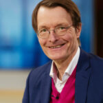 Pfizerov igrač! Nemački ministar zdravlja rešio da kljuka švabe pilulama Paxlovid po svaku cenu