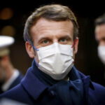 Odbijen predlog vladajuće stranke Makrona: Neće biti kontrola kovid potvrda pri ulasku u Francusku