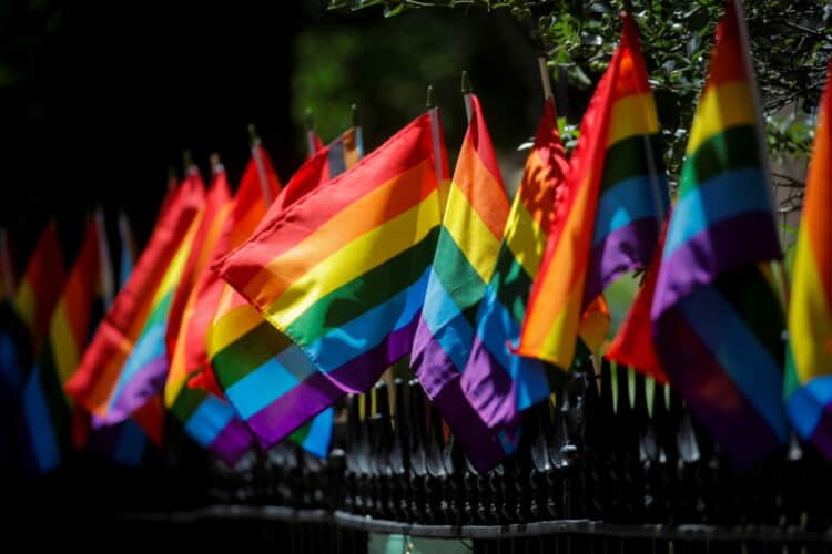  LGBT propaganda pred potpunom ZABRANOM U RUSIJI