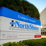 ČIKAGO: 500 MEDICINARA koji su otpušteni zbog odbijanja vakcine dobili višemilionsku odštetu