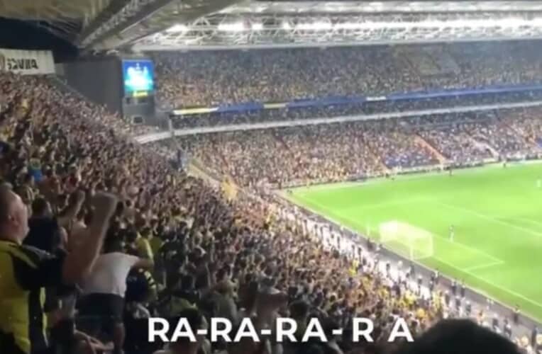  Turci pokazali na čijoj su strani! Ceo stadion Fenerbahčea skandira ime Vladimira Putina na utakmici protiv Kijevskog Dinama (VIDEO)