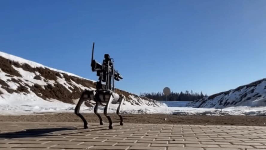  Automatska mašina za ubijanje! Upoznajte psa robota opremljenog mitraljezom (VIDEO)