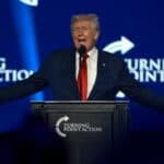 Tramp se obrušio na Vašington zbog slanja novca i oružja Ukrajini: Mi šaljemo milijarde a postali smo prosjačka nacija