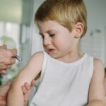 WALL STREET JOURNAL: Pfizer-ovo ispitivanje otkrilo da vacinisani mališani imaju „veću verovatnoću da TEŠKO OBOLE OD COVIDA“