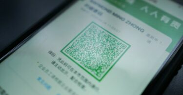 Vlada Hong Konga će pratiti građane pomoću COVID Smartphone aplikacije
