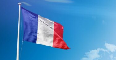 Francuska zabranjuje reklamiranje firmama koje koriste fosilna goriva u svom poslovanju.