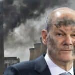 Bes Nemaca će kulminirati neredima! Olaf Šolc izviždan tokom govora: Izdajice naroda, gubi se (VIDEO)