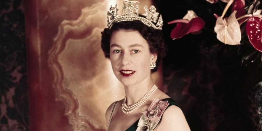  Gde je Kraljica Elizabeta?! Njeni predstavnici uvek imaju odgovor na pitanje “ZAŠTO SE NE POJAVLJUJE U JAVNOSTI”