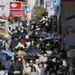 Šef Japanskog tima za borbu protiv koronavirusa uputio vladi savet da tretira COVID poput gripa