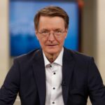 NEMAČKA uvodi KINESKI sistem praćenja COVID-a! Tamošnji ministar zdravlja: Ljudi će se vakcinisati svaka tri meseca