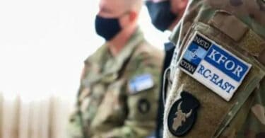 AP: NATO rasporedio trupe duž puteva na severnom delu Kosmeta