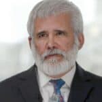 Dr Robert Maloun tuži Vašington Post koji ga je optužio za širenje „dezinformacija“ na internetu